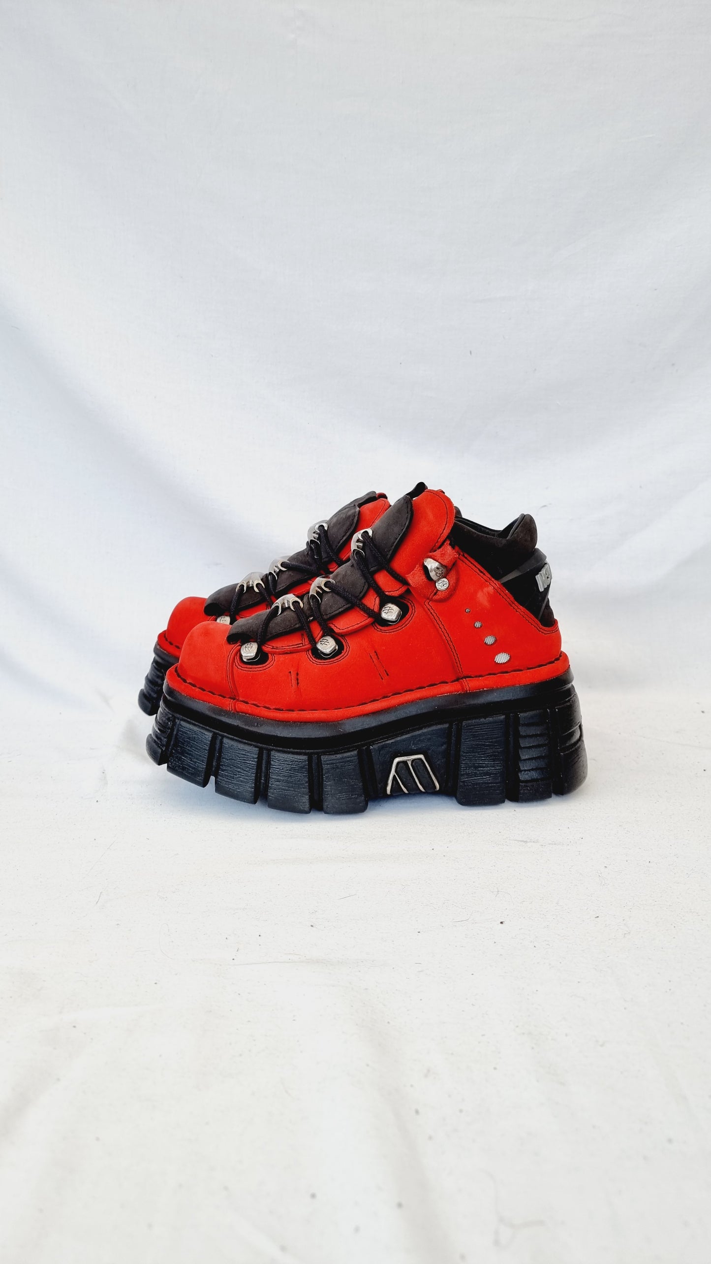 EU 37 / UK 4 New Rock Boots