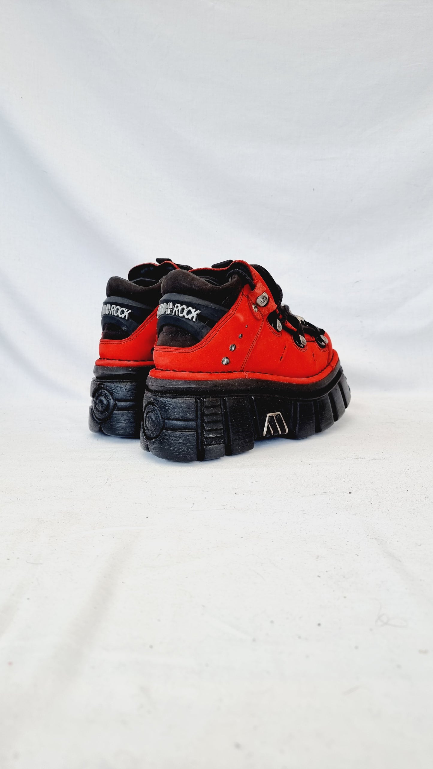 EU 37 / UK 4 New Rock Boots