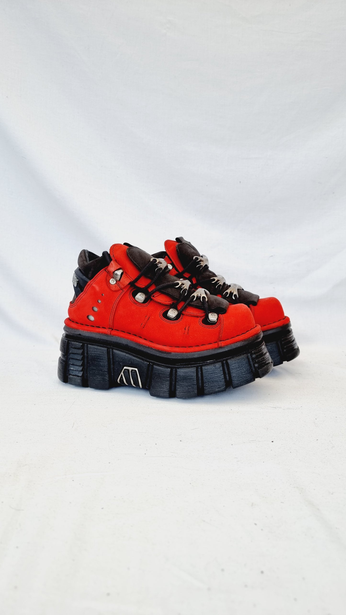 EU 37 / UK 4 New Rock Boots
