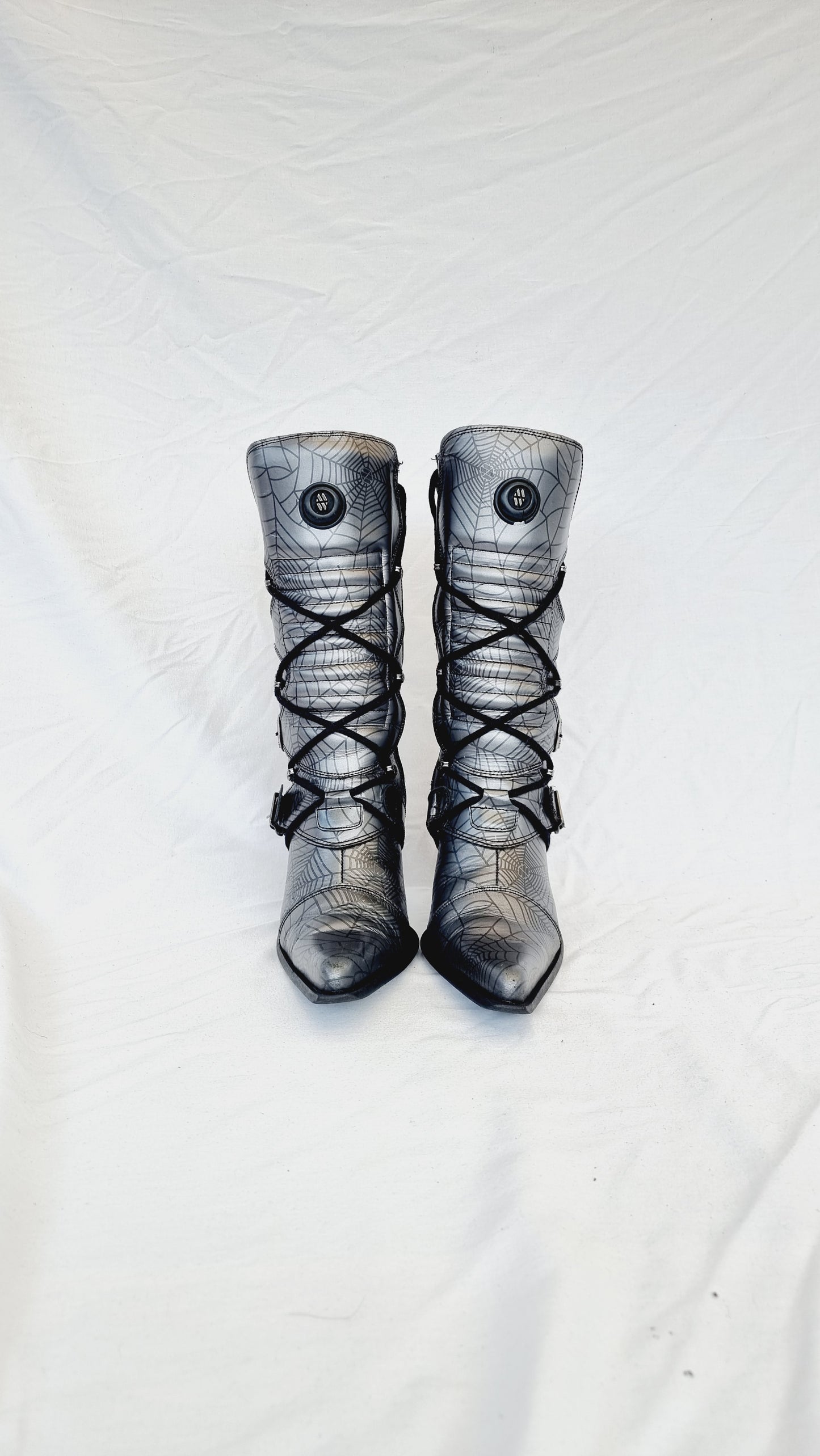 EU 41 / UK 7.5 New Rock Boots