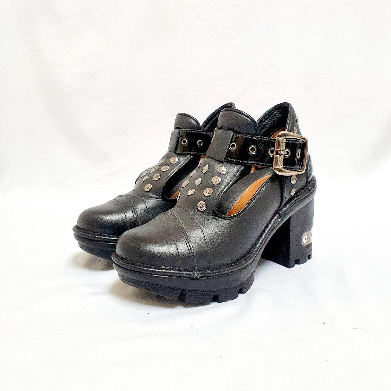 EU 39 / UK 6 New Rock Boots