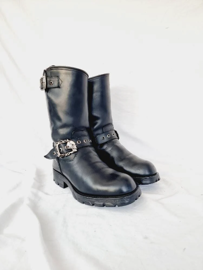 EU 42 / UK 8 New Rock Boots