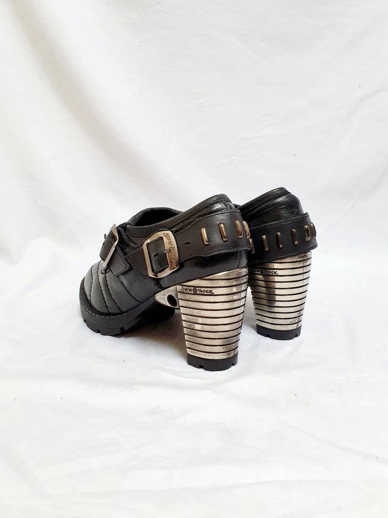 EU 36 / UK 3 New Rock Boots