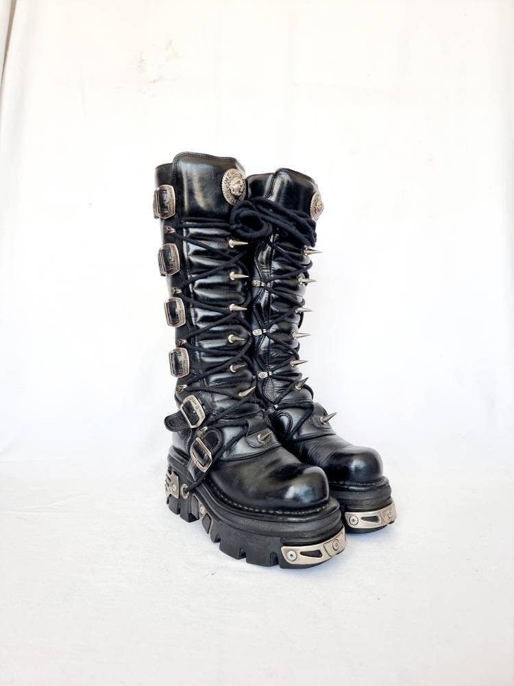 EU 36 / UK 3 New Rock Boots