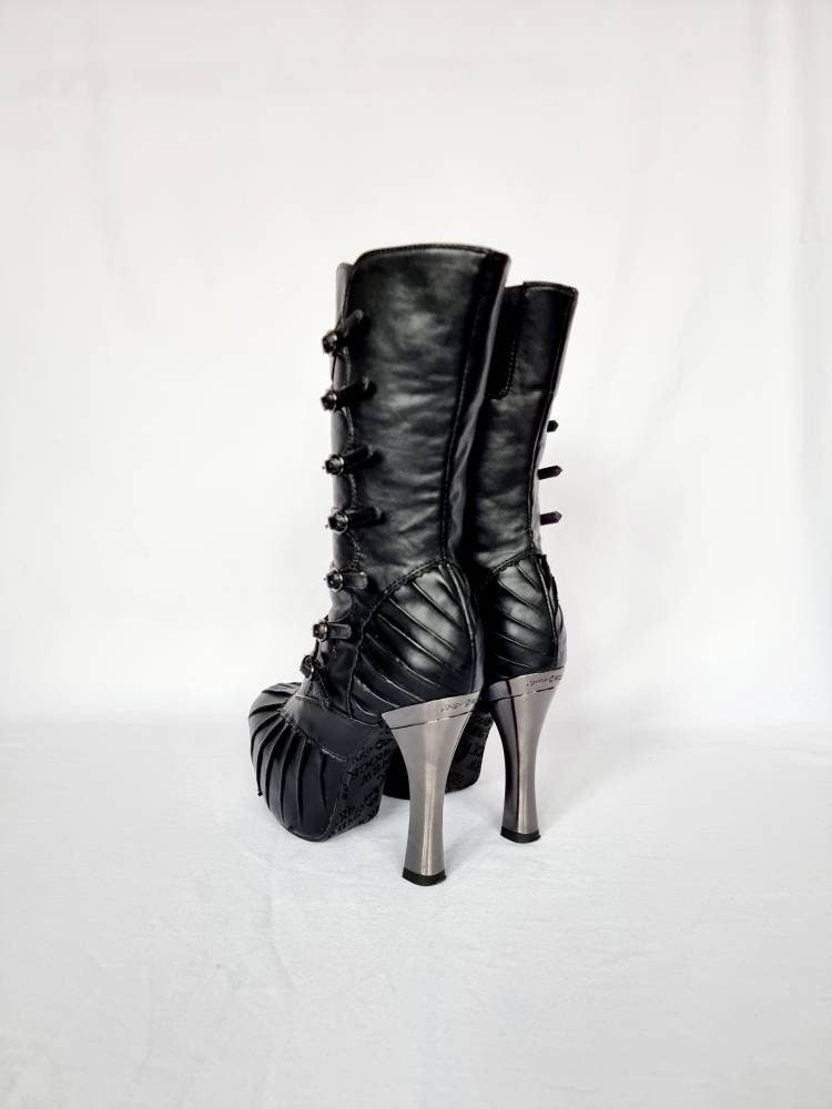 EU 37 / UK 4 New Rock Boots
