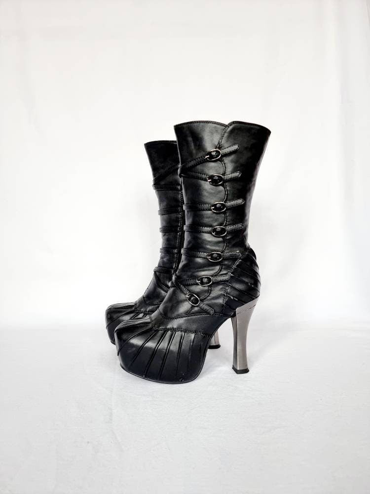 EU 37 / UK 4 New Rock Boots