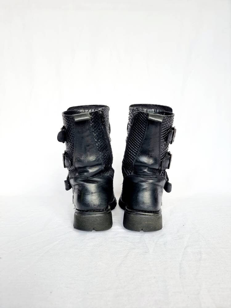 EU 37 / UK 4 New Rock Boots