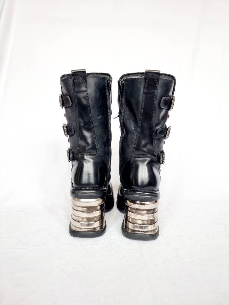 EU 38 / UK 5 New Rock Boots