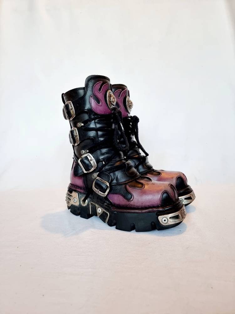 EU 36 / UK 3 New Rock Boots