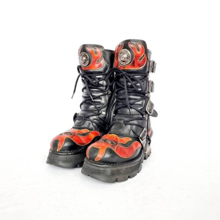 EU 39 / UK 6 Black and Red Demon Skull Leather Vintage New Rock Boots