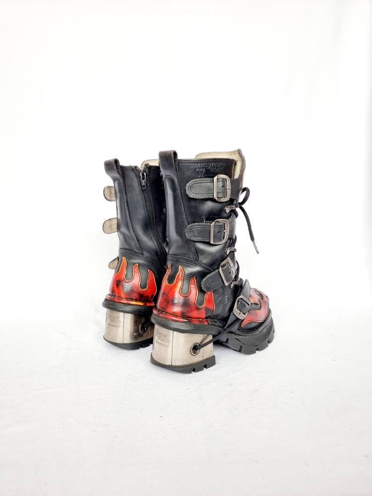 EU 39 / UK 6 New Rock Boots