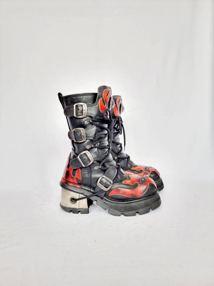 EU 39 / UK 6 New Rock Boots