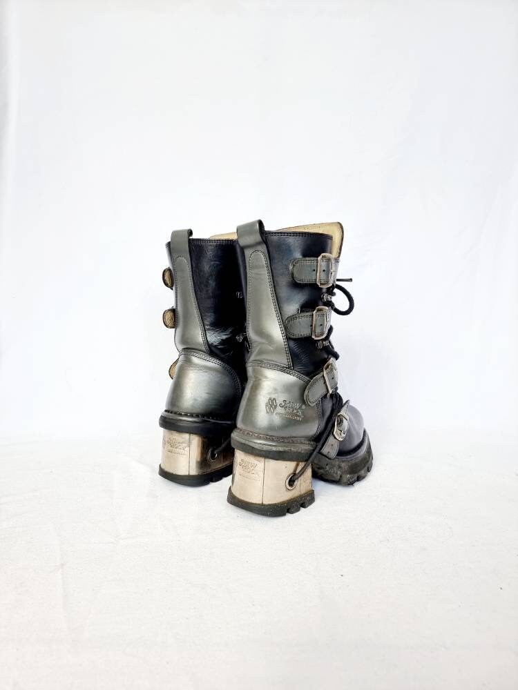 EU 37 / UK 4 New Rock Boots