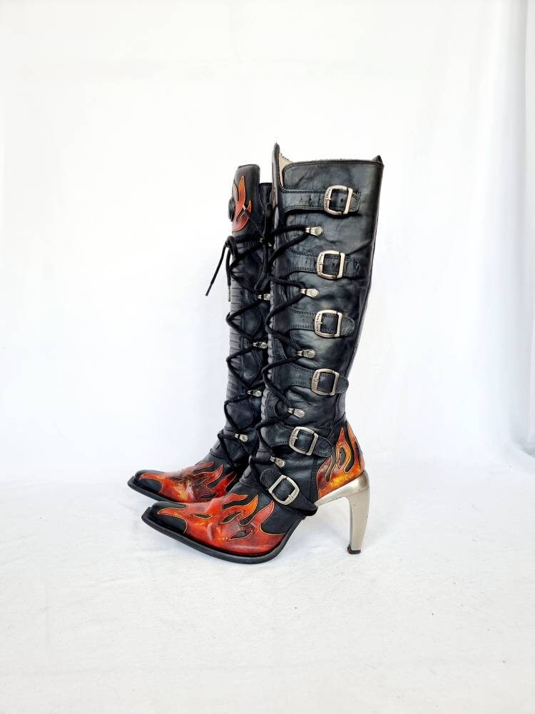 EU 37 / UK 4 New Rock Boots