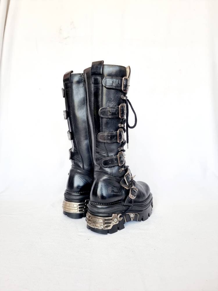 EU 36 / UK 3 New Rock Boots