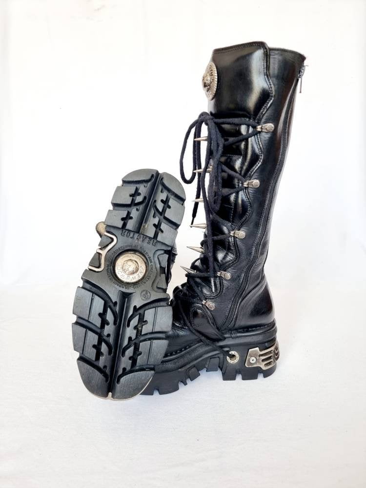 EU 36 / UK 3 New Rock Boots