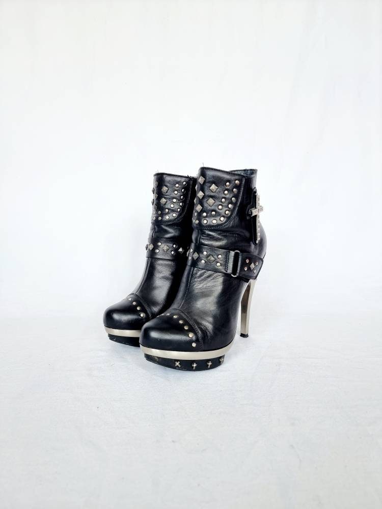 EU 40 / UK 7 New Rock Boots