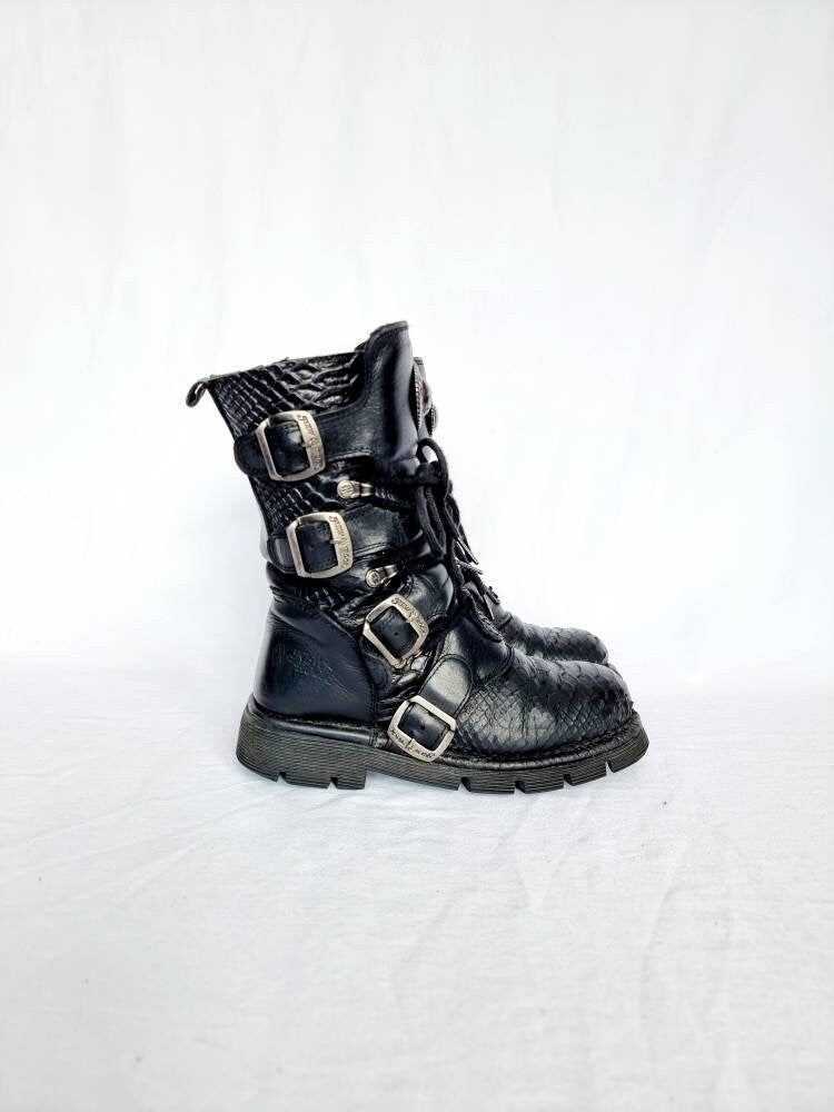 EU 37 / UK 4 New Rock Boots