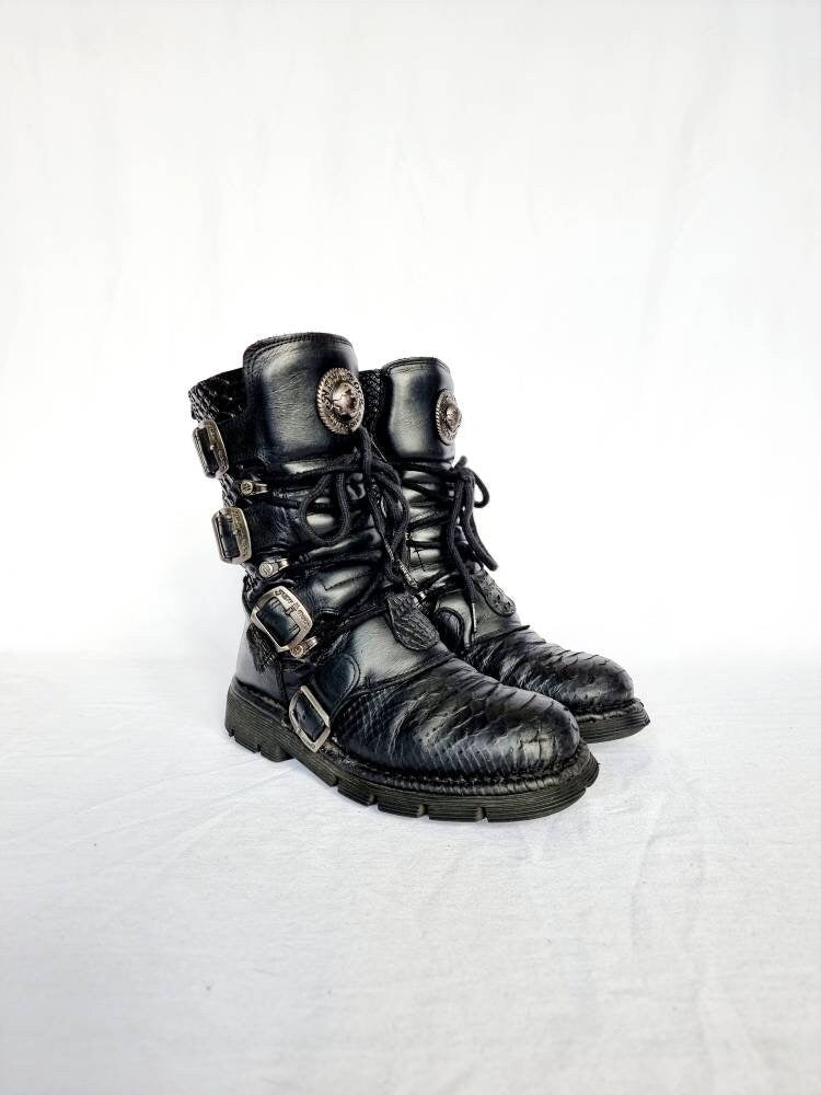EU 37 / UK 4 New Rock Boots