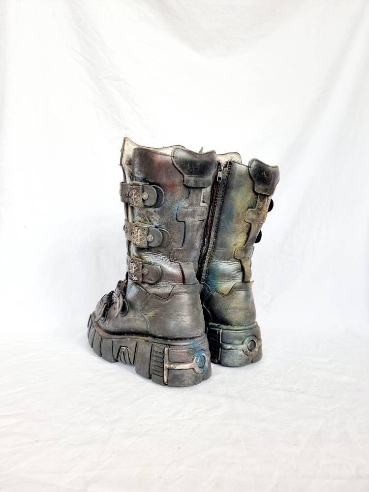 EU 43 / UK 9 New Rock Boots