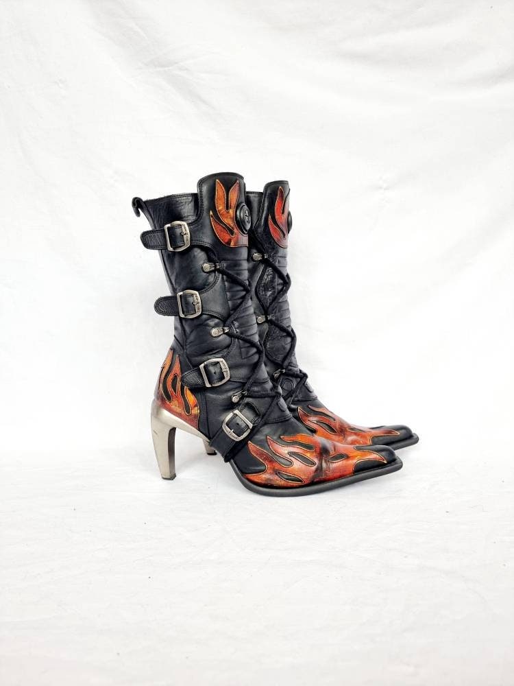 EU 39 / UK 6 New Rock Boots