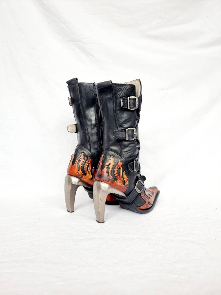 EU 39 / UK 6 New Rock Boots