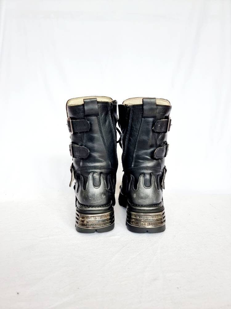 EU 41 / UK 7.5 New Rock Boots
