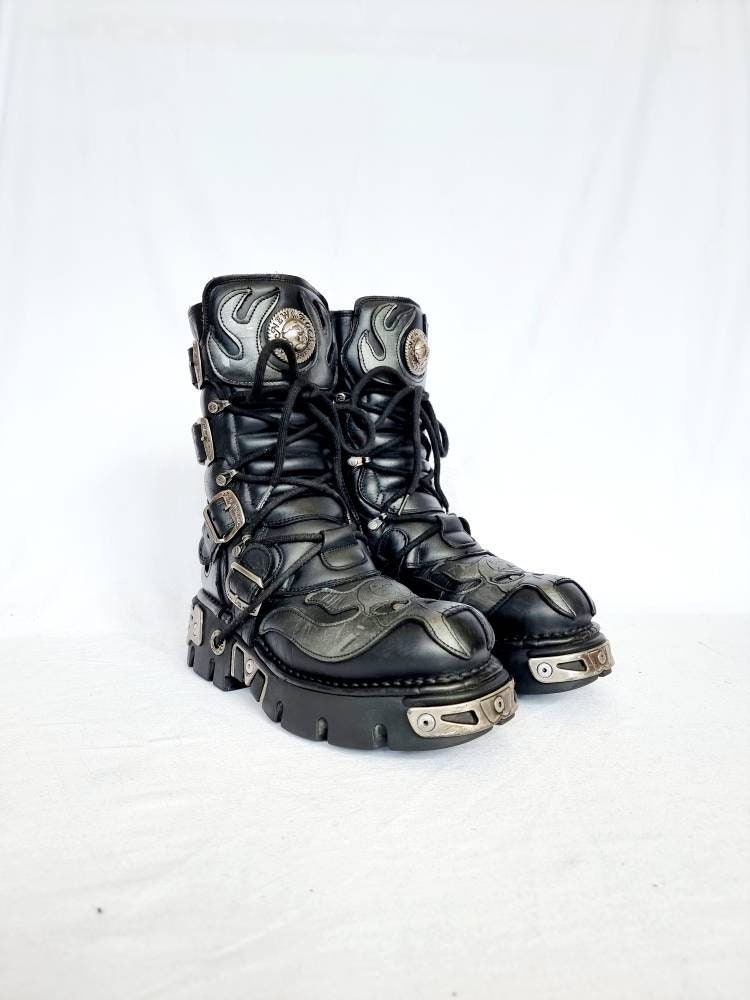 EU 41 / UK 7.5 New Rock Boots