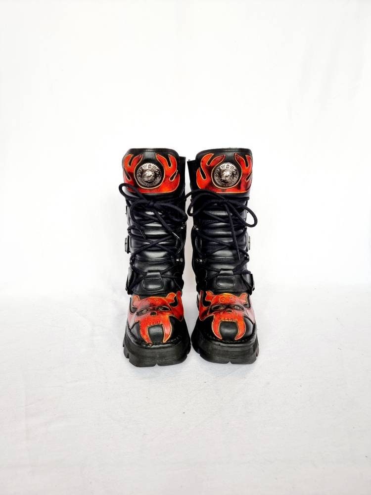 EU 39 / UK 6 New Rock Boots