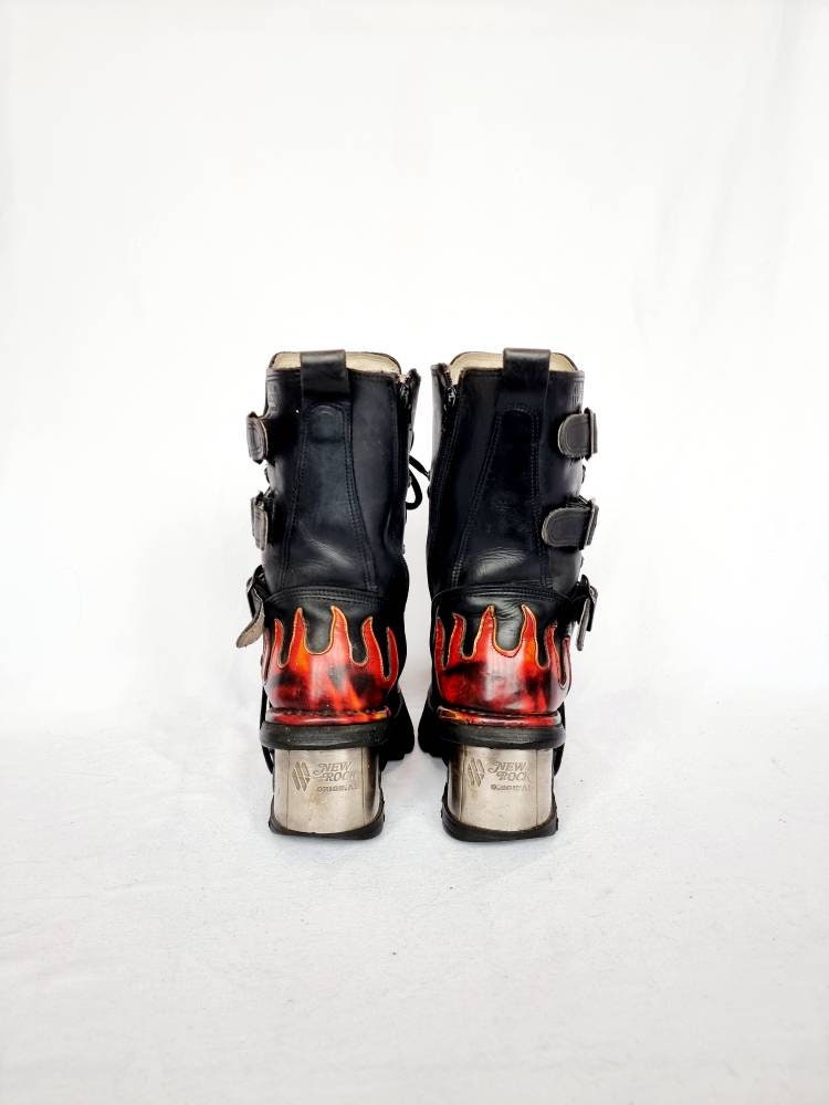 EU 39 / UK 6 New Rock Boots