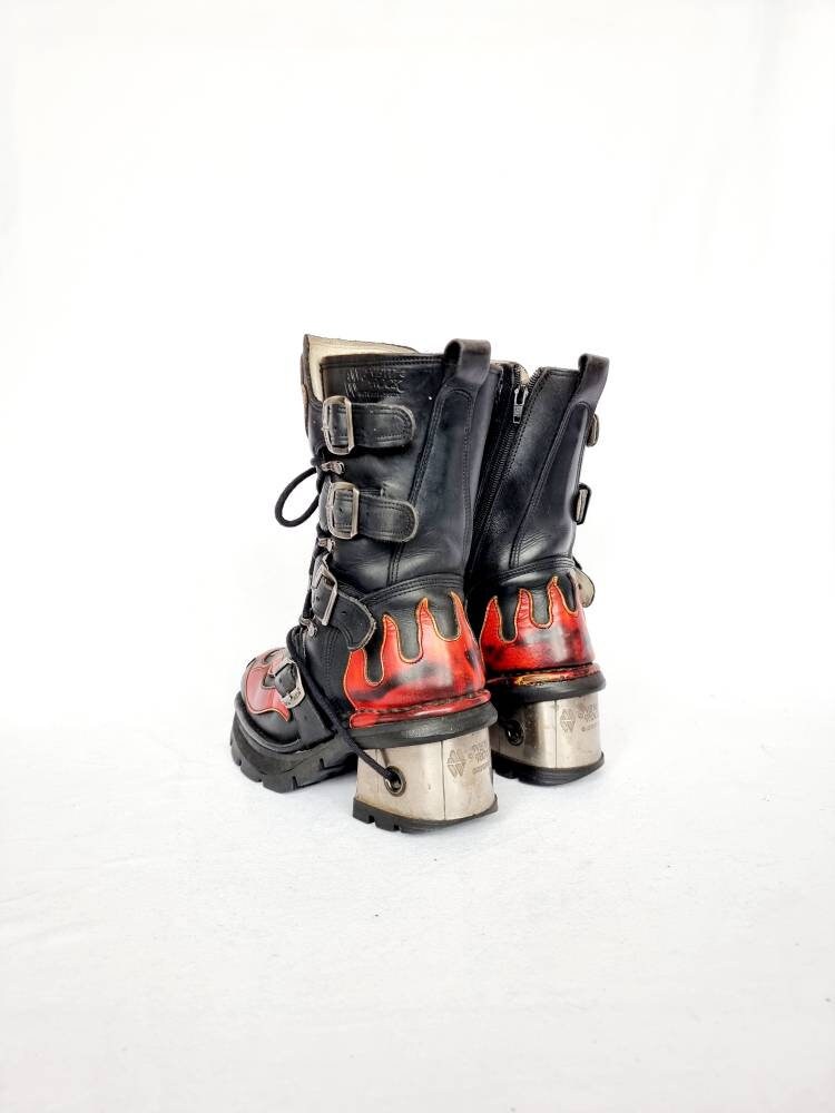 EU 39 / UK 6 New Rock Boots