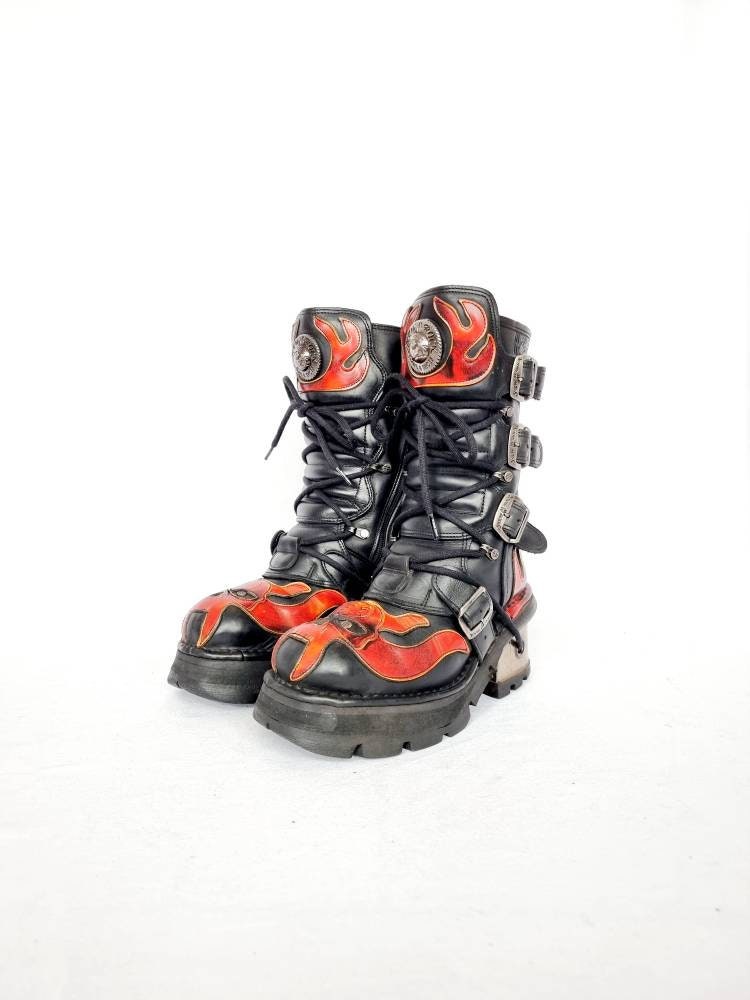 EU 39 / UK 6 New Rock Boots
