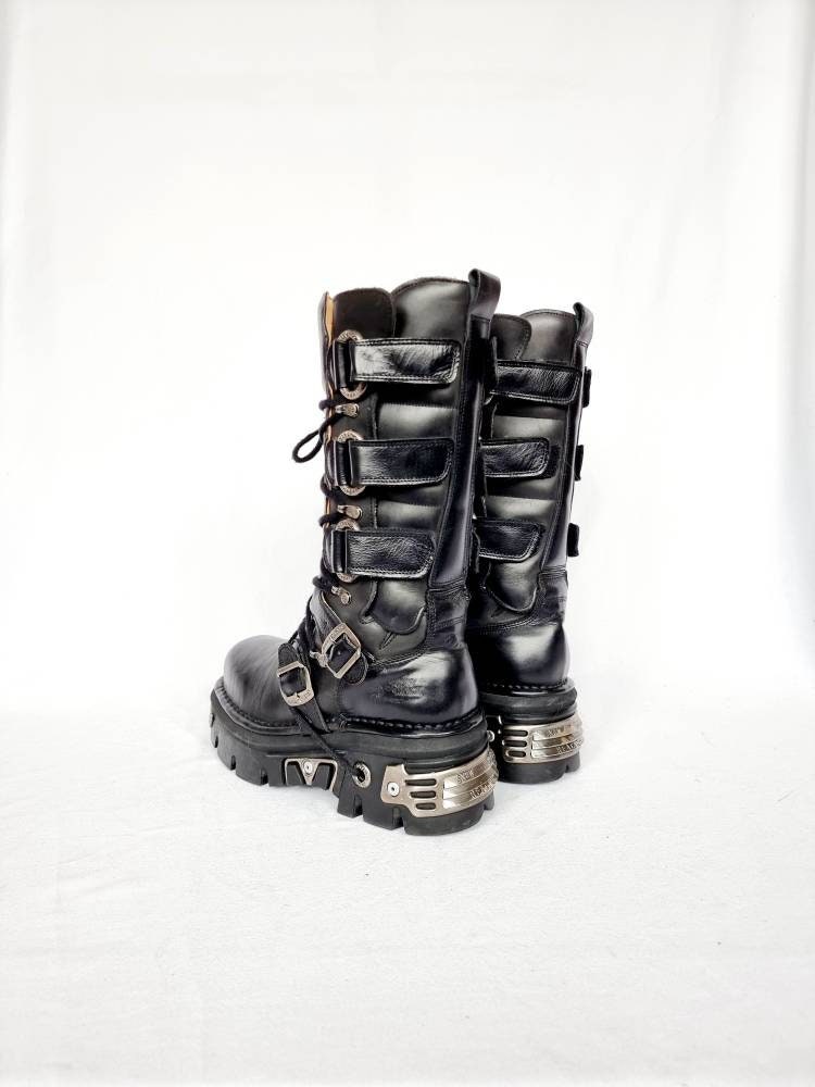 EU 42 / UK 8 New Rock Boots
