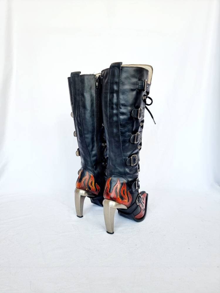 EU 37 / UK 4 New Rock Boots