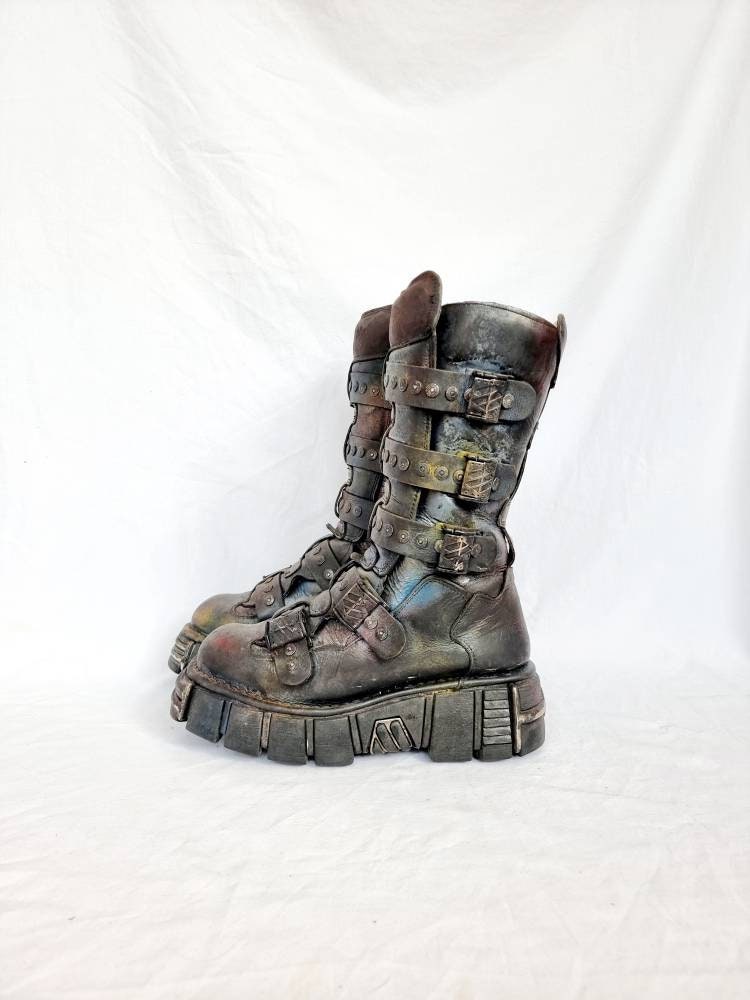 EU 43 / UK 9 New Rock Boots