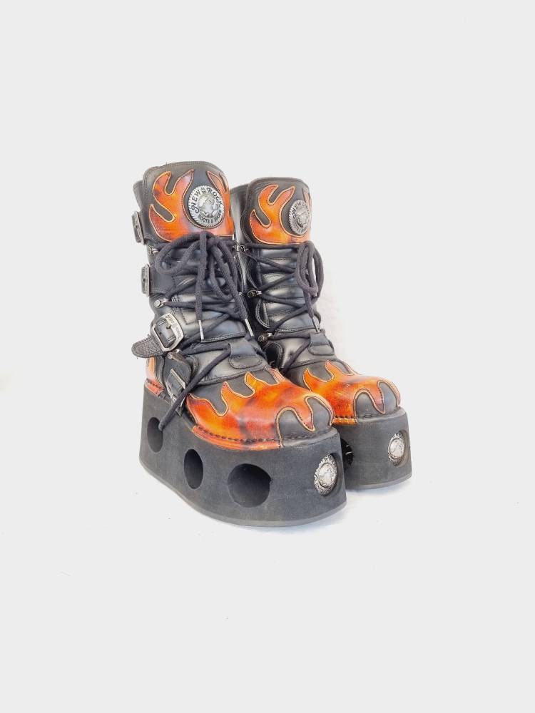 EU 39 / UK 6 New Rock Boots