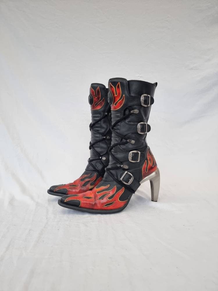 EU 37 / UK 4 New Rock Boots