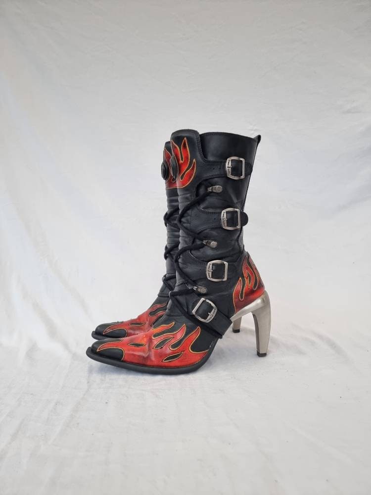 EU 37 / UK 4 New Rock Boots