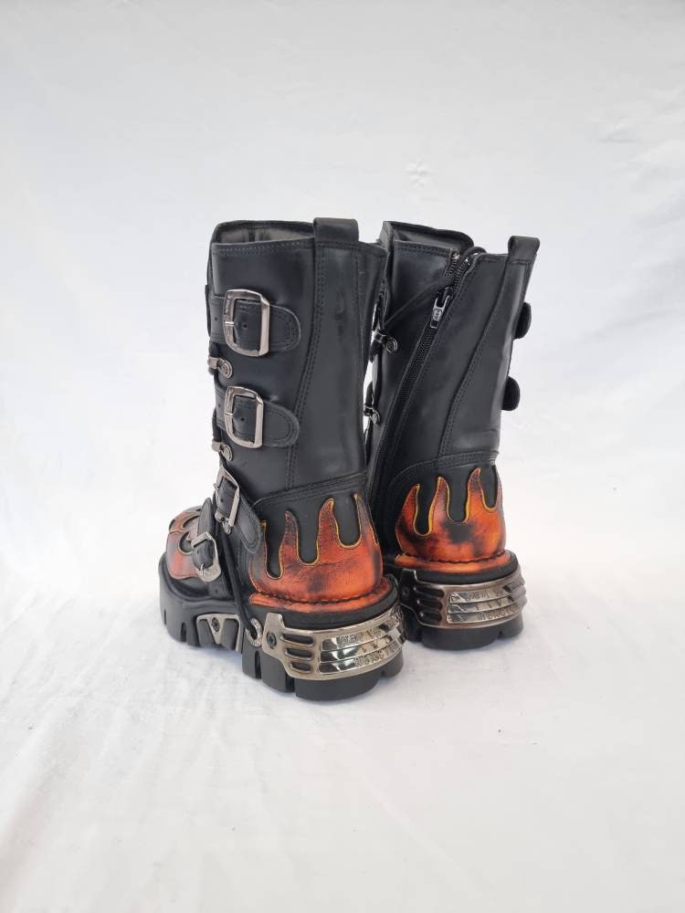 EU 36 / UK 3 New Rock Boots