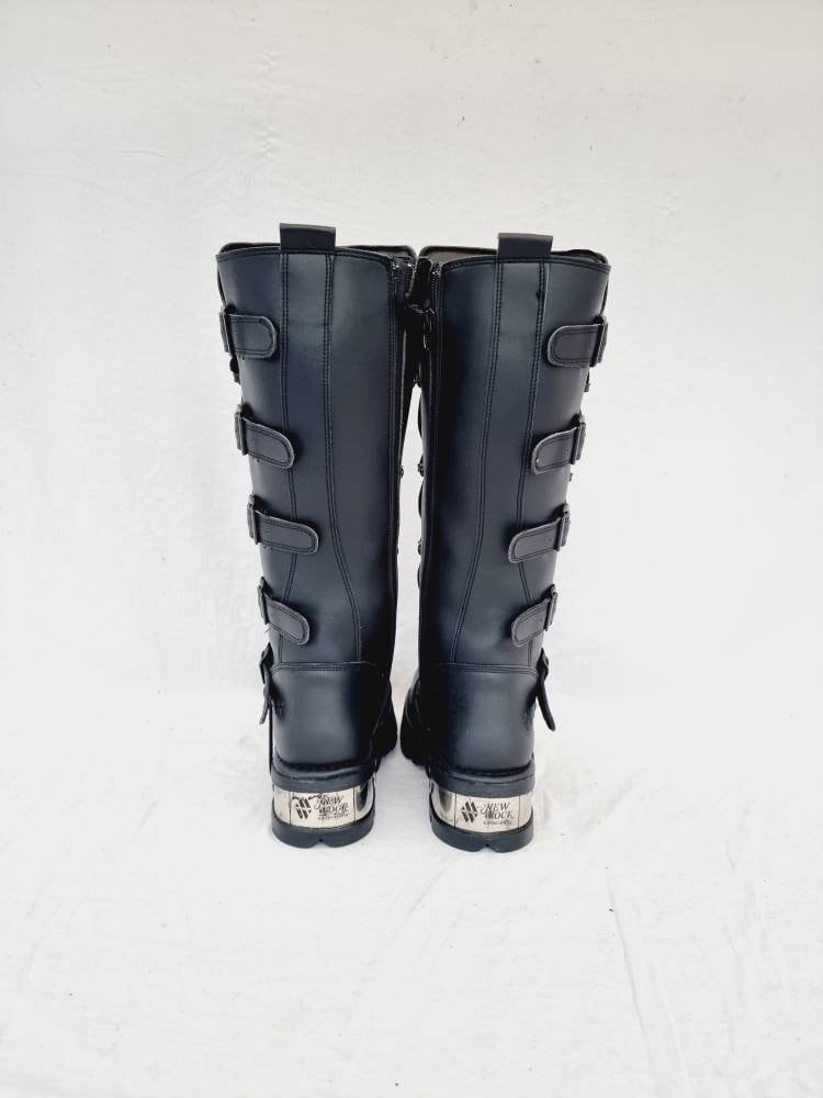 EU 41 / UK 7.5 New Rock Boots