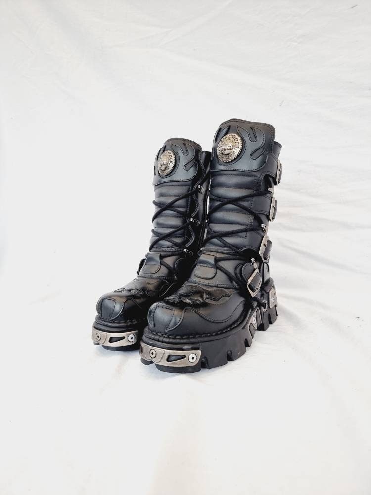 EU 36 / UK 3 New Rock Boots