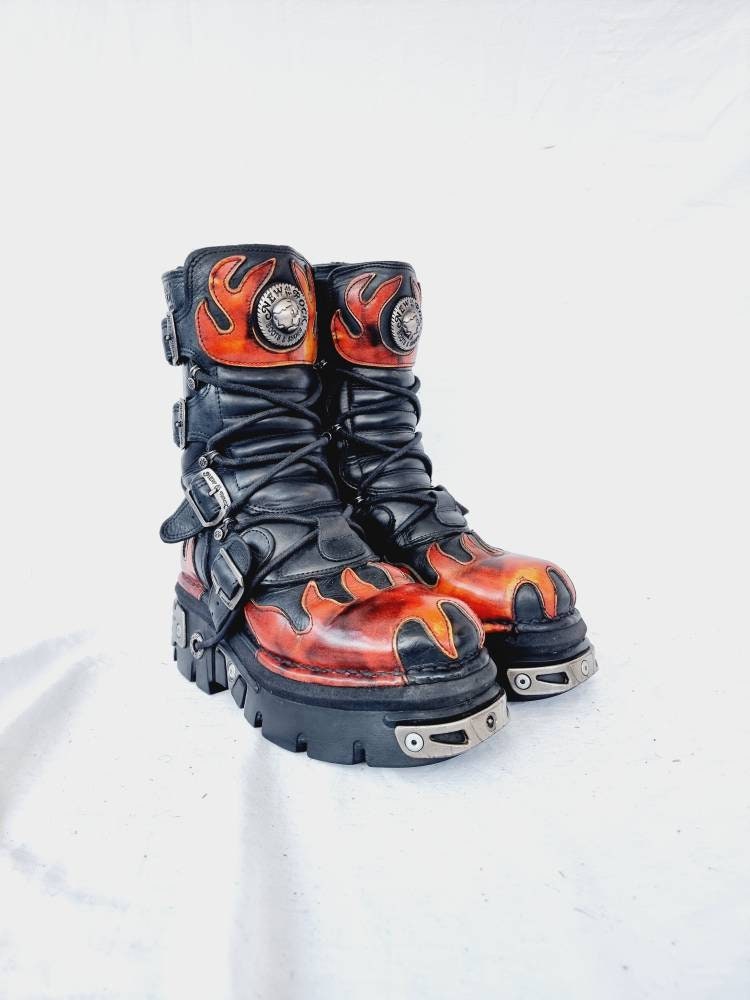 EU 39 / UK 6 New Rock Boots