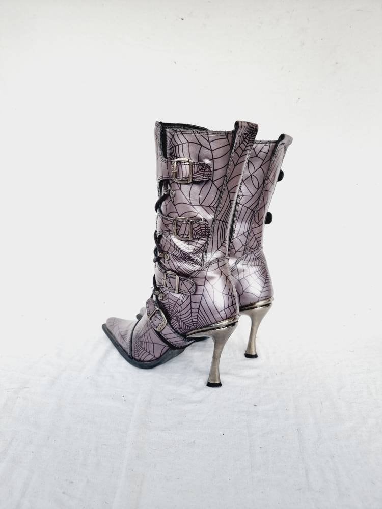 EU 40 / UK 7 New Rock Boots