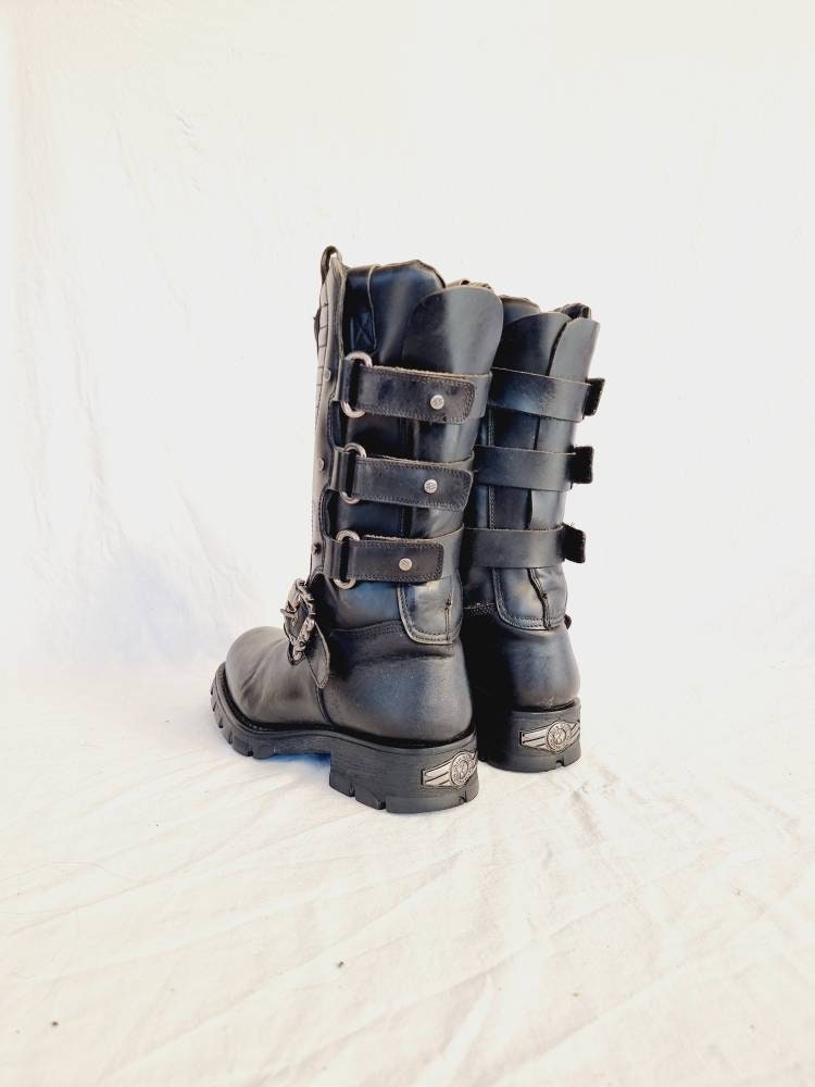 EU 43 / UK 9 New Rock Boots