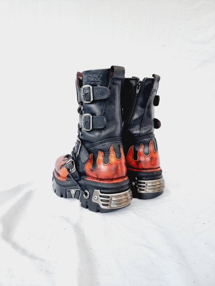 EU 39 / UK 6 New Rock Boots