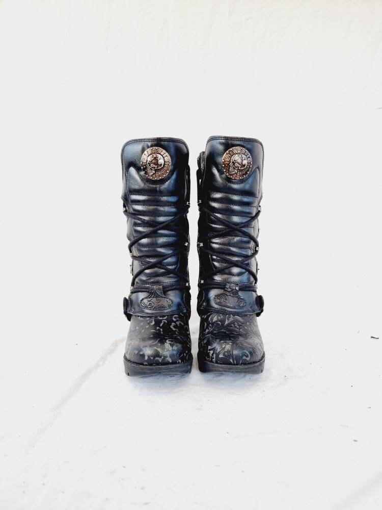 EU 37 / UK 4 New Rock Boots