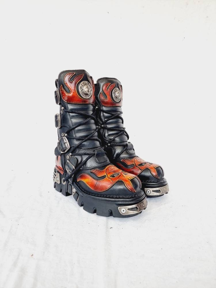 EU 38 / UK 5 New Rock Boots