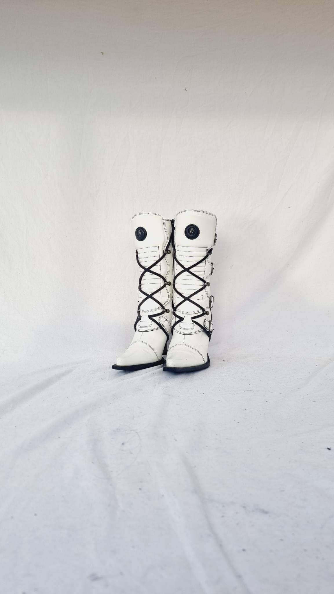 EU 37 / UK 4 New Rock Boots