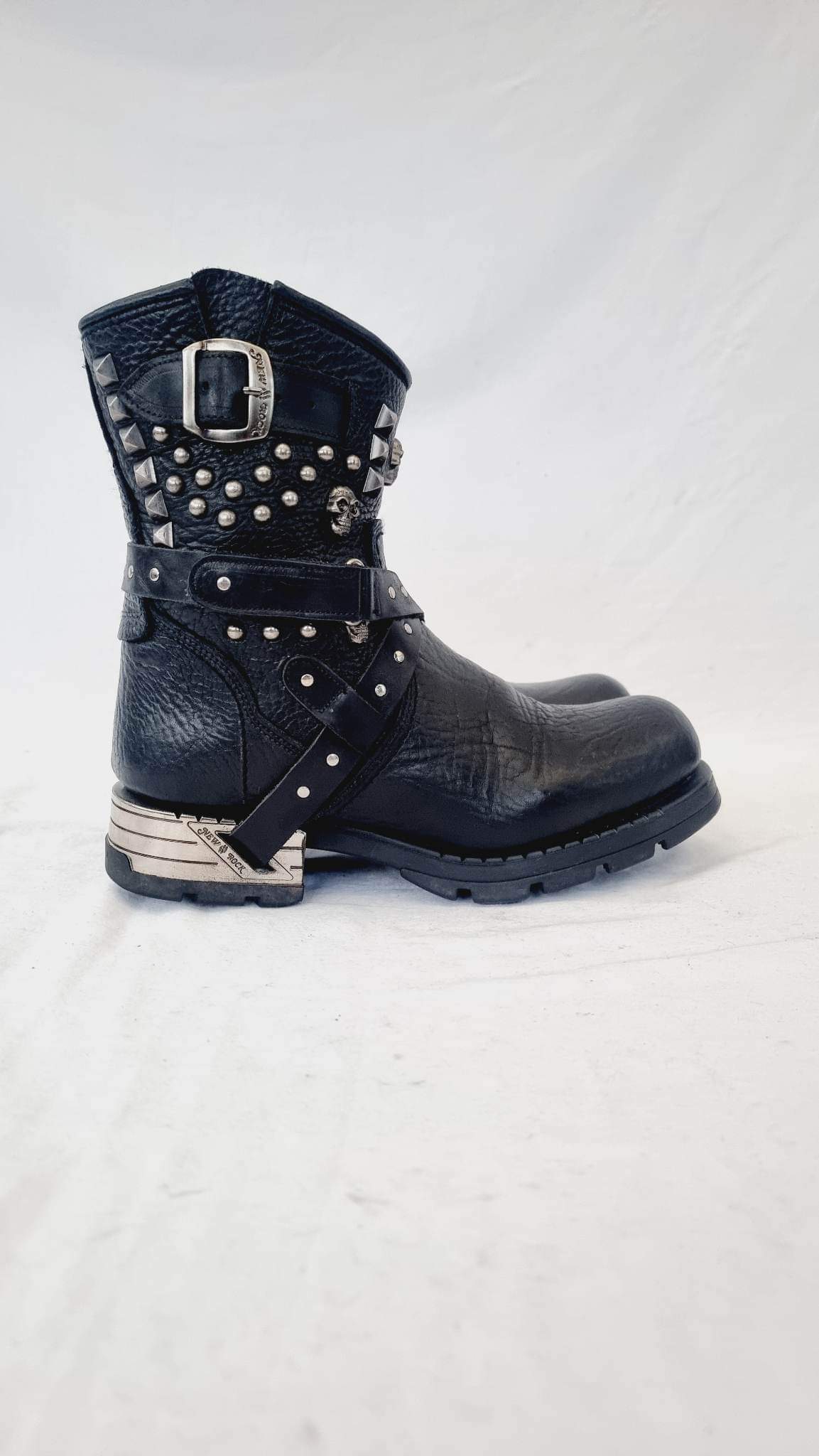 EU 38 / UK 5 New Rock Boots