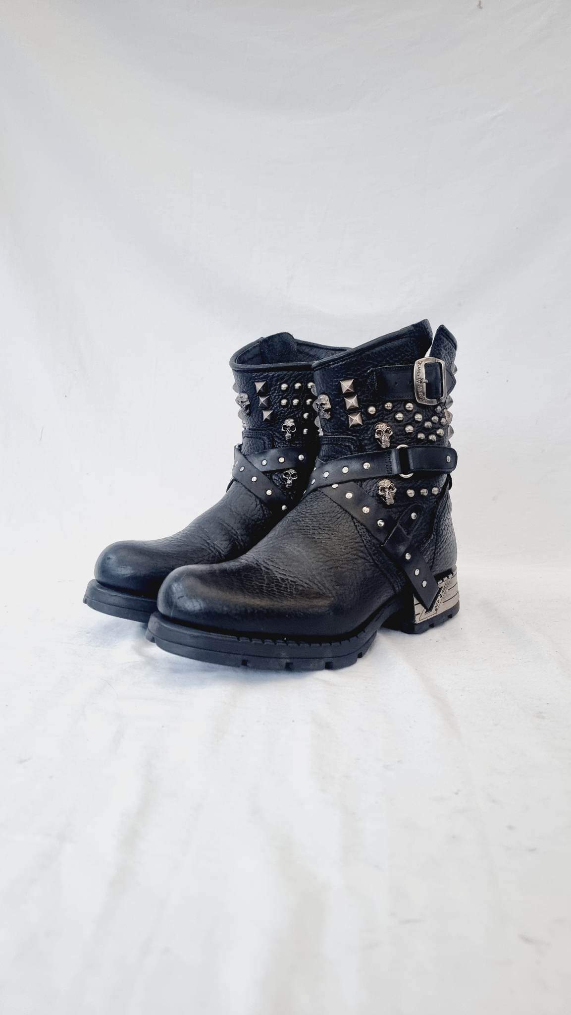 EU 38 / UK 5 New Rock Boots